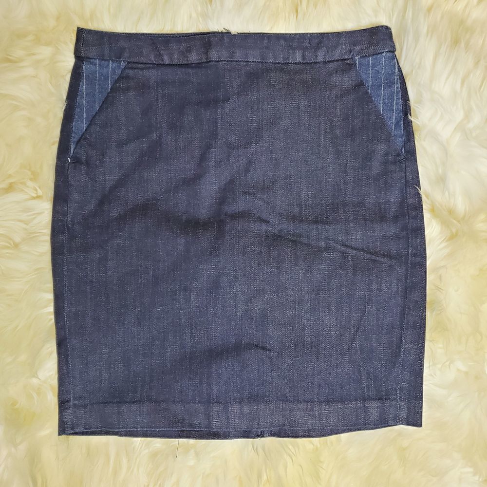 Tommy Hilfiger Denim Blue Pencil Casual Skirt. SALE